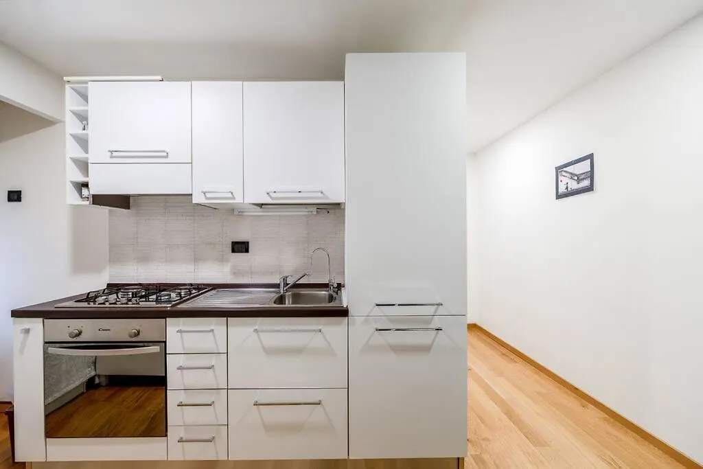 Esclusivo 60Mq In Centro Citta Apartment Milan Italy
